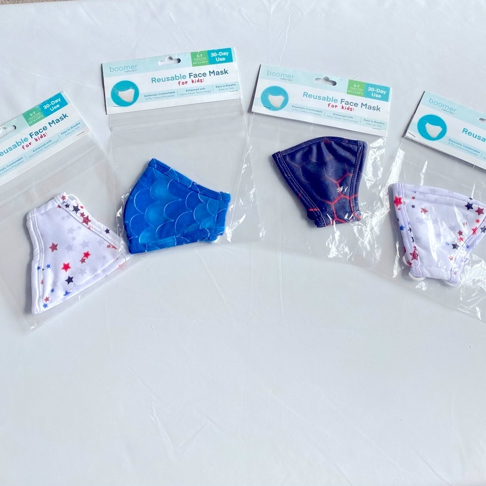 Boomer Naturals Children’s Cloth Face Masks.  Lot of 4. For 3-7 Years. NWT